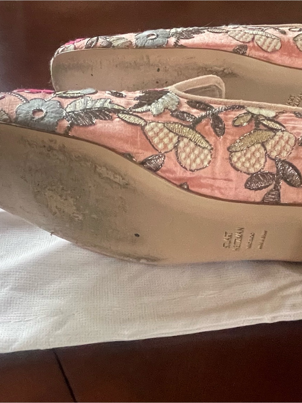 Stuart Weitzman Pink Floral Embroidered Slip-On Loafers - Picture 4 of 5
